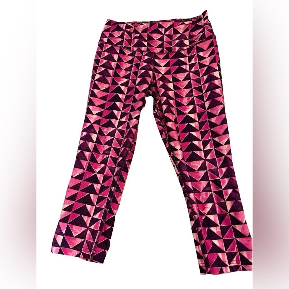 Nike Dri-Fit Pink Geometric Capri Leggings Size Medium
